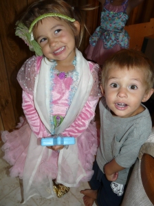 Gianna and Isaiah, cutie pies!
